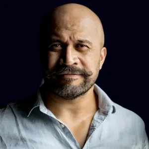 Portrait of Andrew Fitisemanu